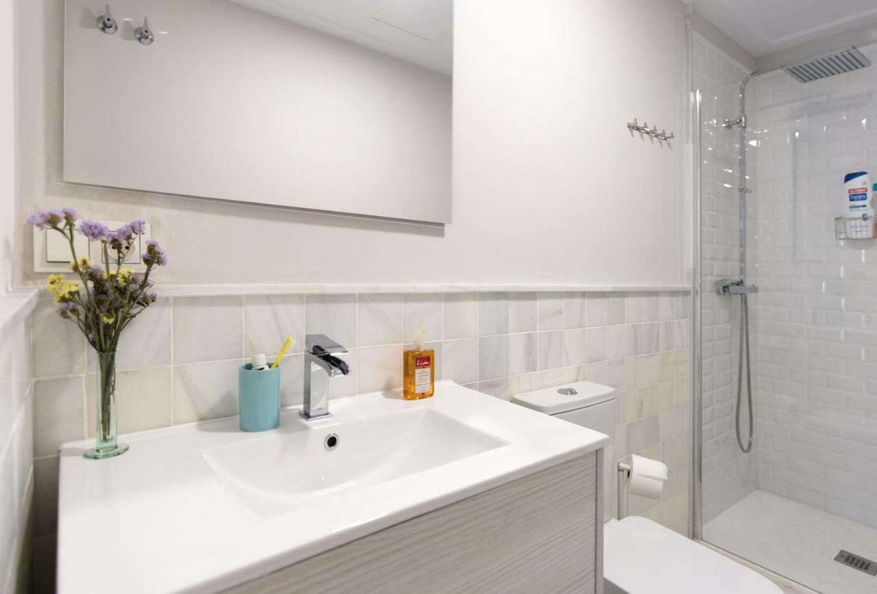 Apartamento De Diseno Con Jacuzzi Privado Гранада Екстериор снимка